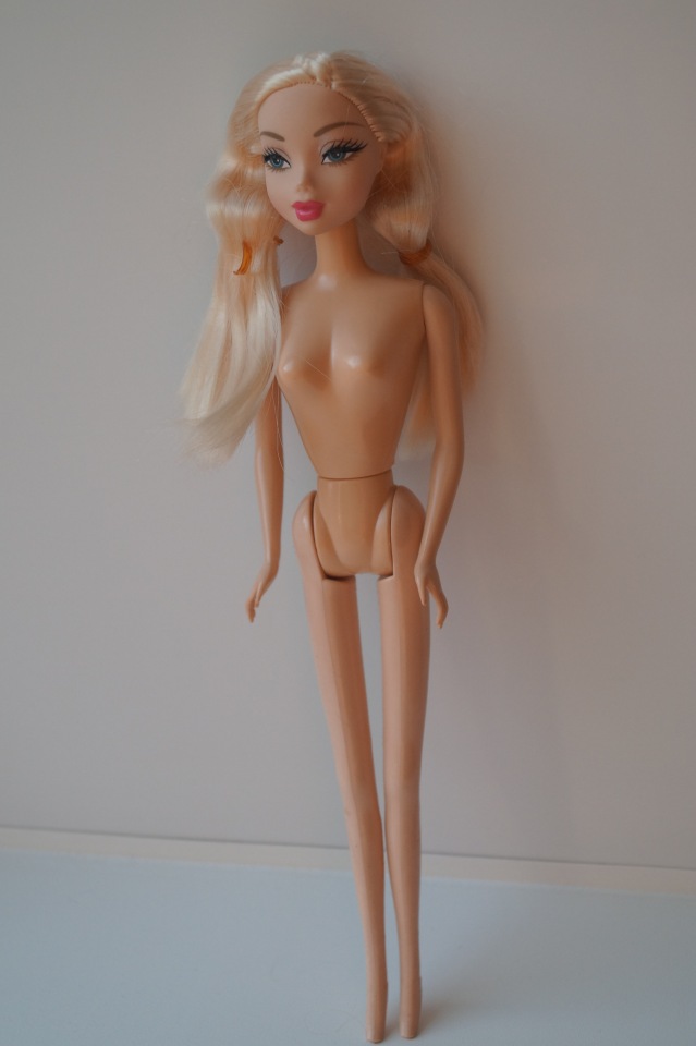 Третья майская выписка. Как вынуть моргучие глазки из головы советских кукол