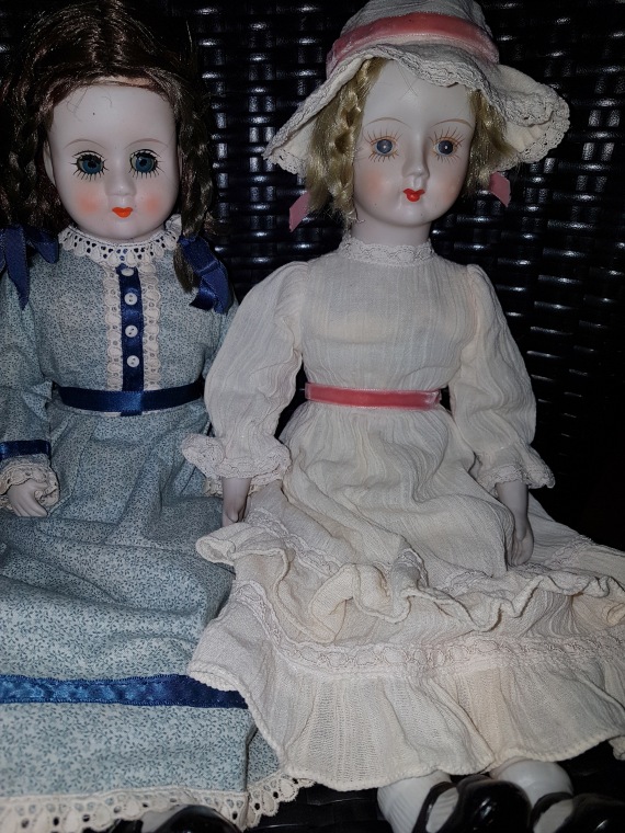 Большая коллекция Винтажных реплик с антикварных кукол