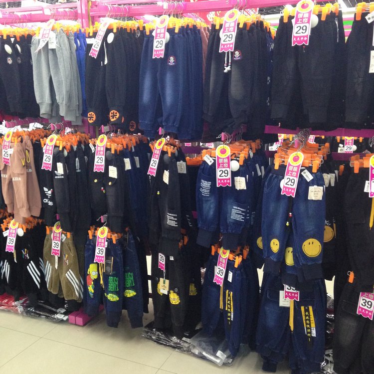 Прогулка по Китаю-2 (обзор цен на игрушки, животных, шмотки, еду)