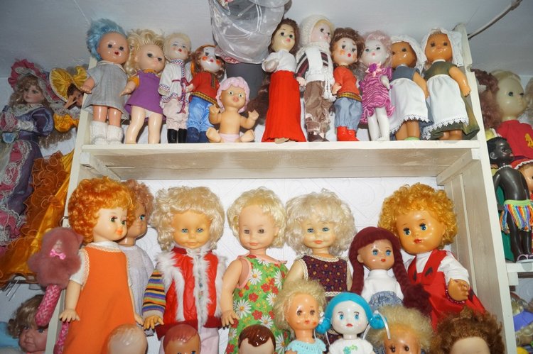 Первомайская выписка: чистка содой, ремонт пищалки, сшит Баварский костюм и реанимация брошенок