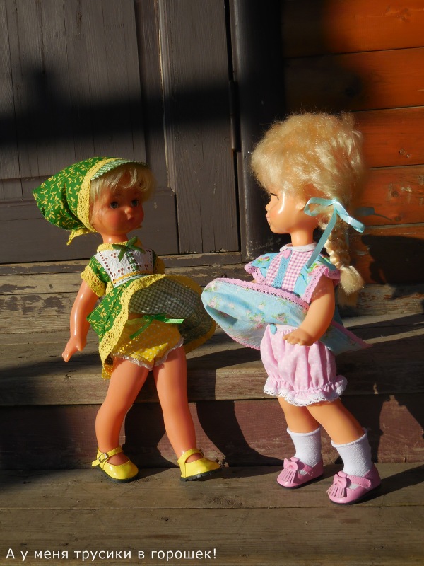 Маленькая история в картинках про друзей или мой не богатый опыт рисовок и пошива одежды для советских кукол