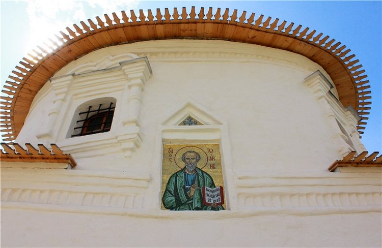 Любимая Старица. Свято-Успенский мужской монастырь