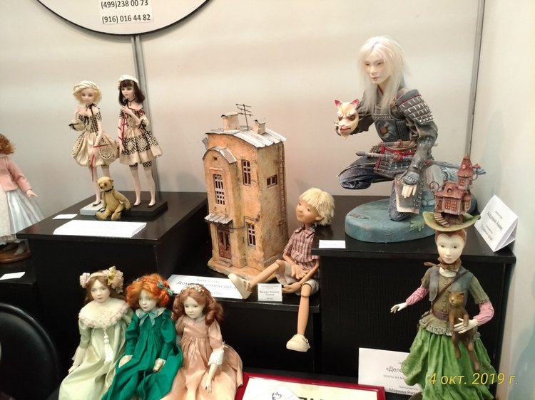 XV Международный Салон Авторских кукол на Тишинке моими глазами. Часть I