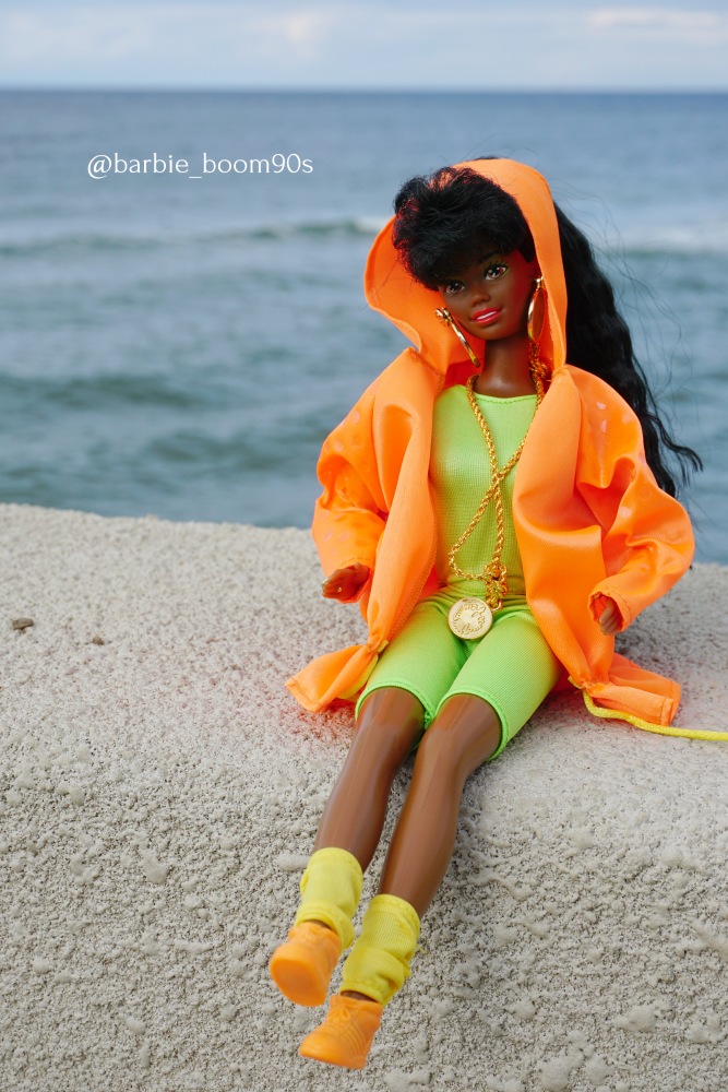 Осеннее лоскутное одеяло: море, футбол, экскаватор и вязаные куклы (фото 2)