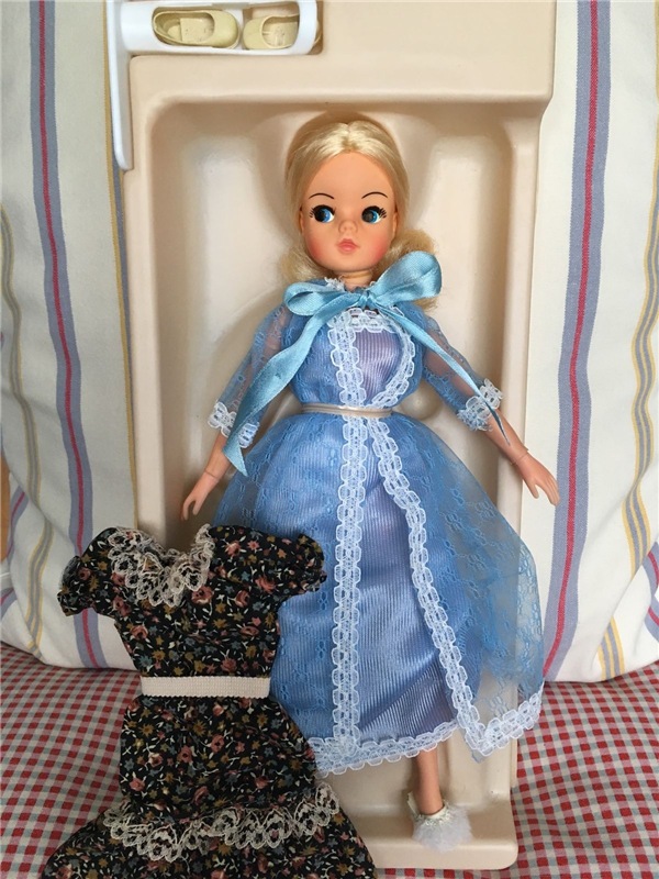 Синди на природе. Sindy dolls