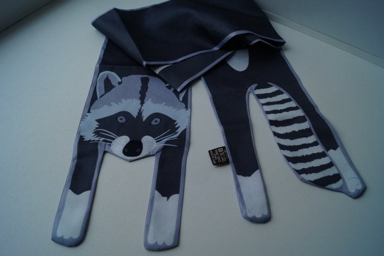 Посылка с подарками на дни рождения