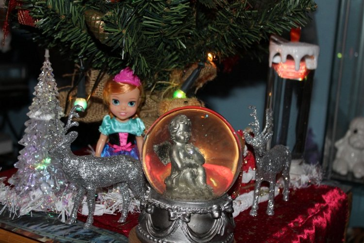 Новогодняя елка с моими куклами от Hildegard Gunzel