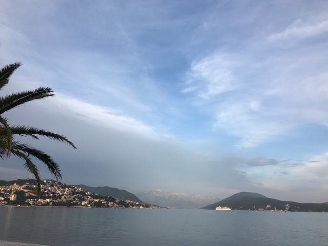 Таша Wonderfrog в Черногории (фото 10)