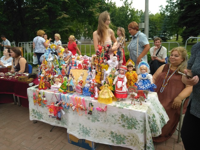 Мои куклЁшки на городском празднике "Литературное варенье"