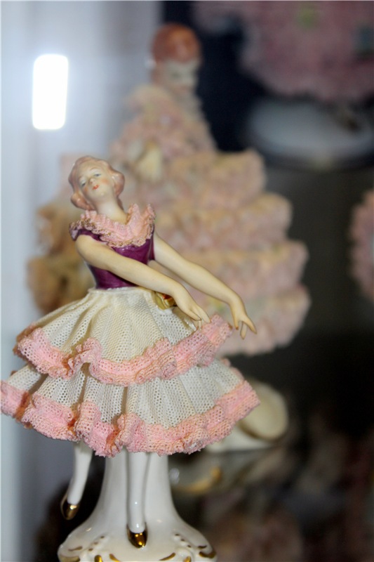 Выставка "Хрупкий мир фарфора", Старицкий краеведческий музей