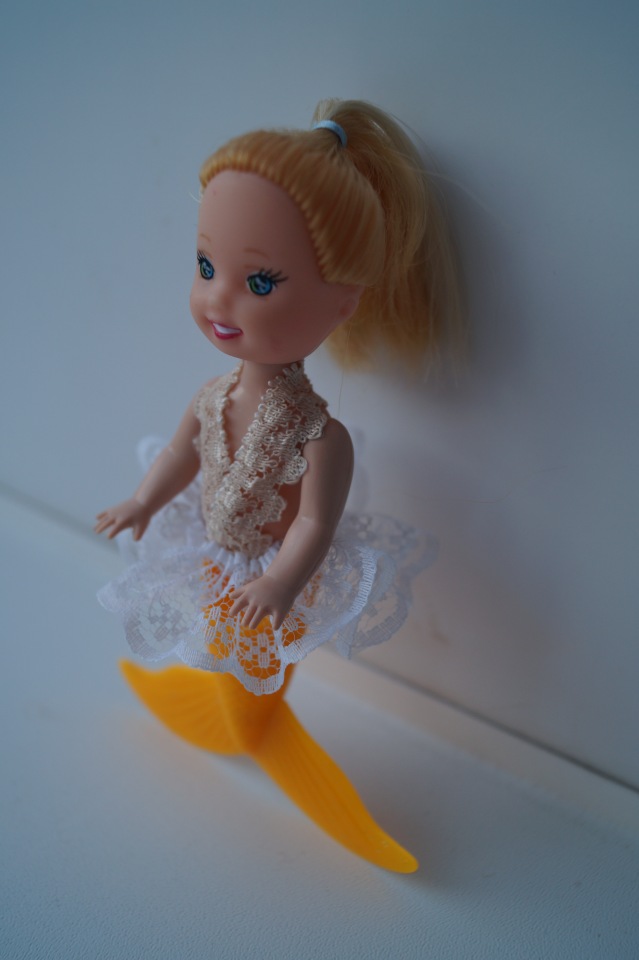 Вторая выписка января. Фарфоровая Снегурочка стала как новенькая. Зайчик снова видит. Как исправить западающий глазик у