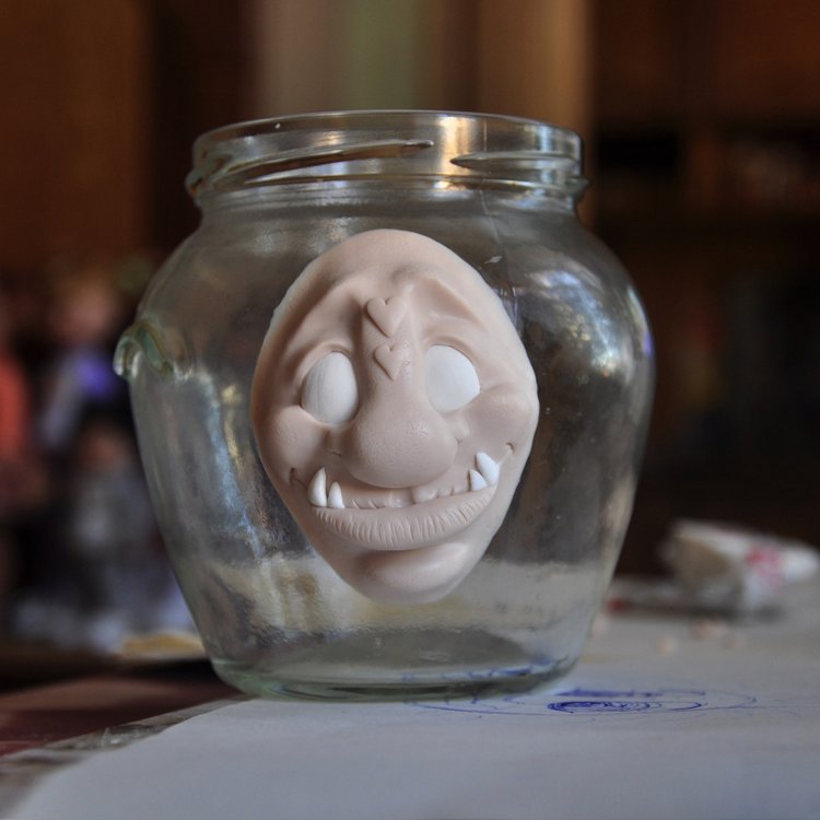 Нтомби - Хранитель разбитых сердец