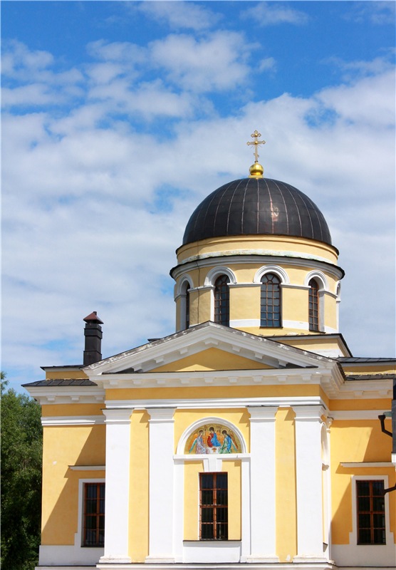 Любимая Старица. Свято-Успенский мужской монастырь