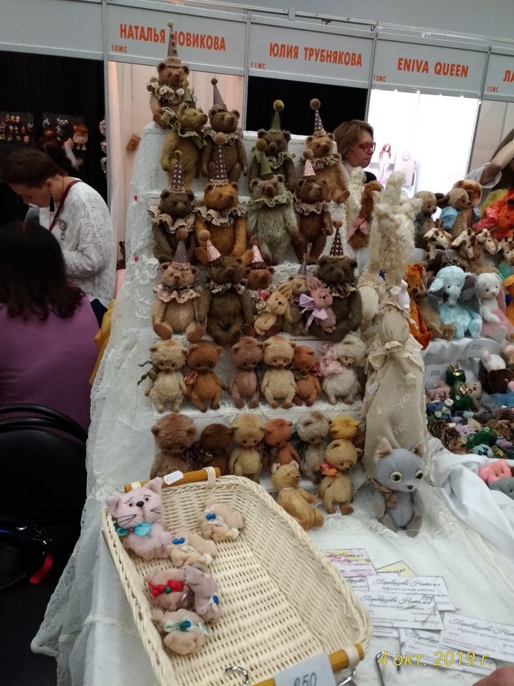 XV Международный Салон Авторских кукол на Тишинке моими глазами. Часть II