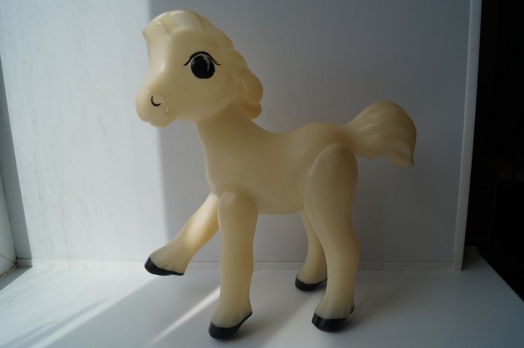 Четвёртая апрельская выписка. Варим покусы ног, варим пластик, красим резиновую голову