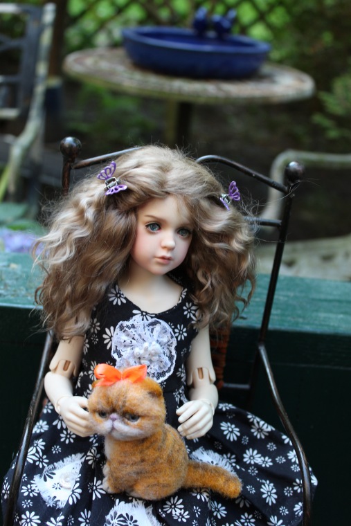 Поиск образа для Розочки. Знакомство с садом