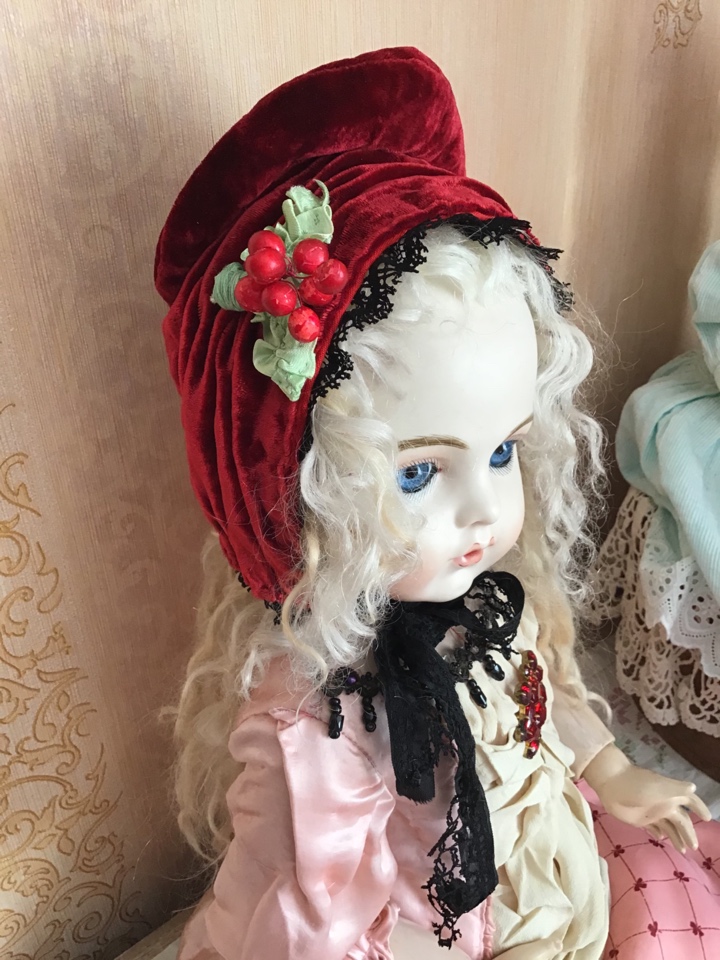 Тайны и ягоды любят все. Мой новый бонет "Остролист" | Бэйбики Тайны и ягоды любят все. Мой новый бонет "Остролист"