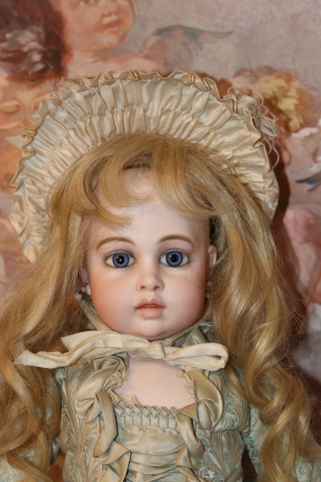 Антикварные куклы нашей мечты Bru Circle and Dot второе поколение