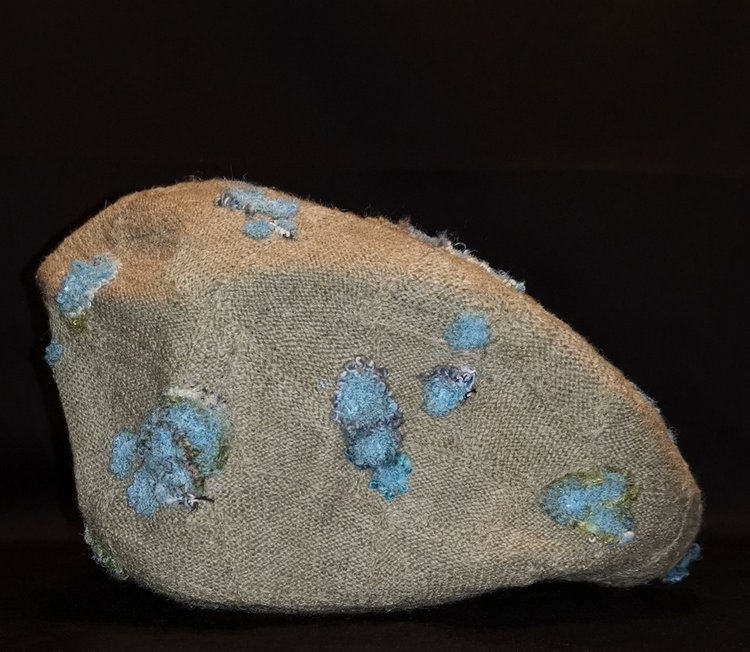 Всё в этом мире связано - даже камни... Русалочка