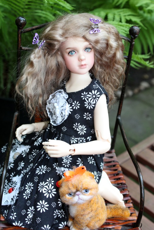 Поиск образа для Розочки. Знакомство с садом