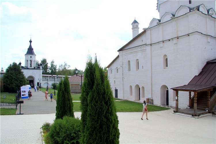 Августовская прогулка в Берново. Zwergnase Mischa