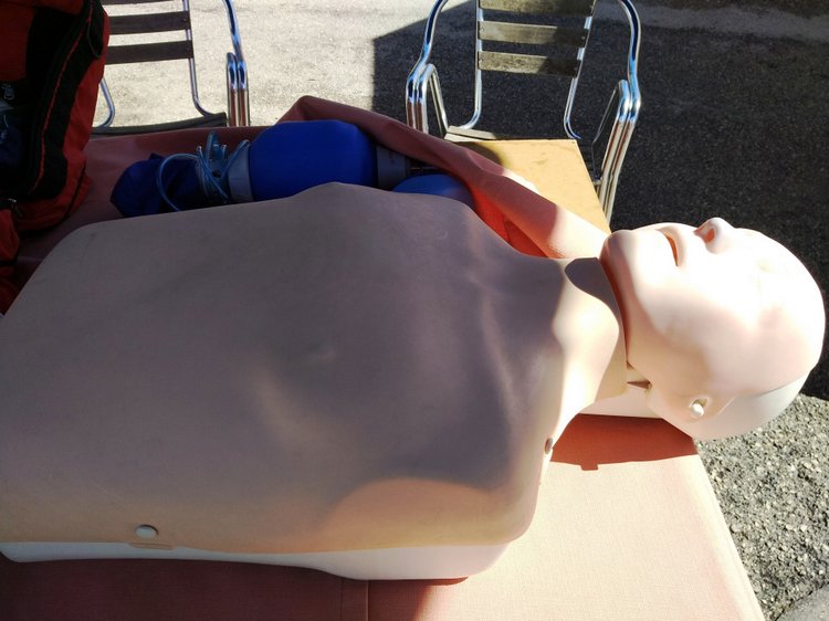 Тайна моего имени. Часть девятая. Испания, Бенальмадена, Парк Тиволи. Лесли путает все планы