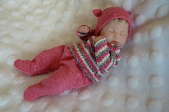 Авторские куколки Лизочка и Микаэлла представляют небольшой обзор кукол своего автора Ирины Савостиной