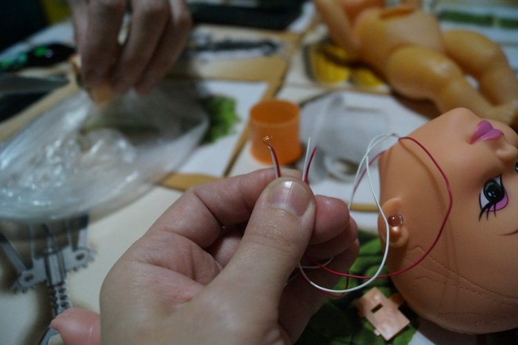 Субботняя традиция - выписывать кукол из лечебницы (фото 6)