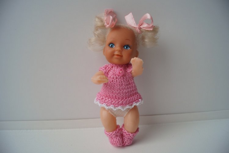 Вторая апрельская выписка малышей. Флокировка с частичной прошивкой, лепка сменных стоп