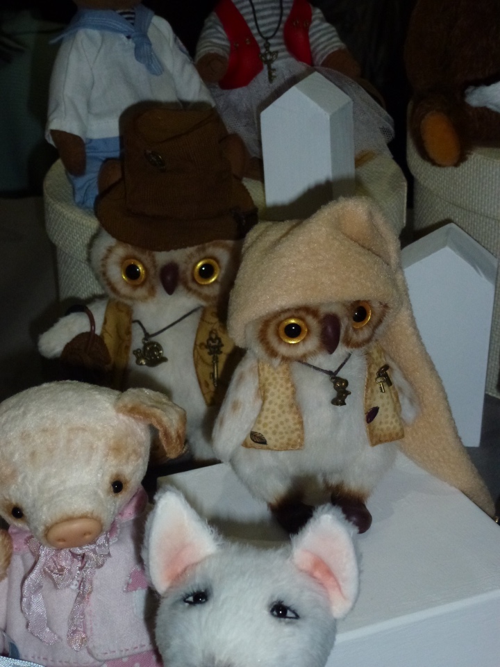 X Юбилейная выставка - Искусство Куклы (Гостиный Двор - 2019) - ЁЖИКИ и СОВУШКИ