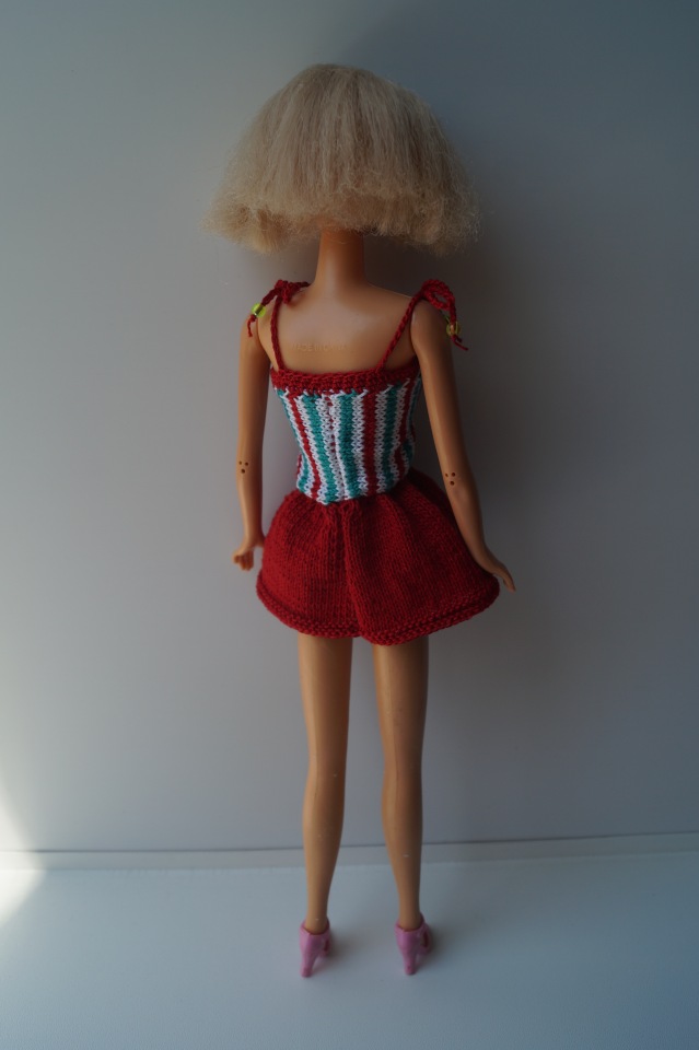 Вторая июльская выписка. Лечение глазок: отсутствие радужки, косоглазие. На лечении была ГДРочка. Голова+тело= красивая