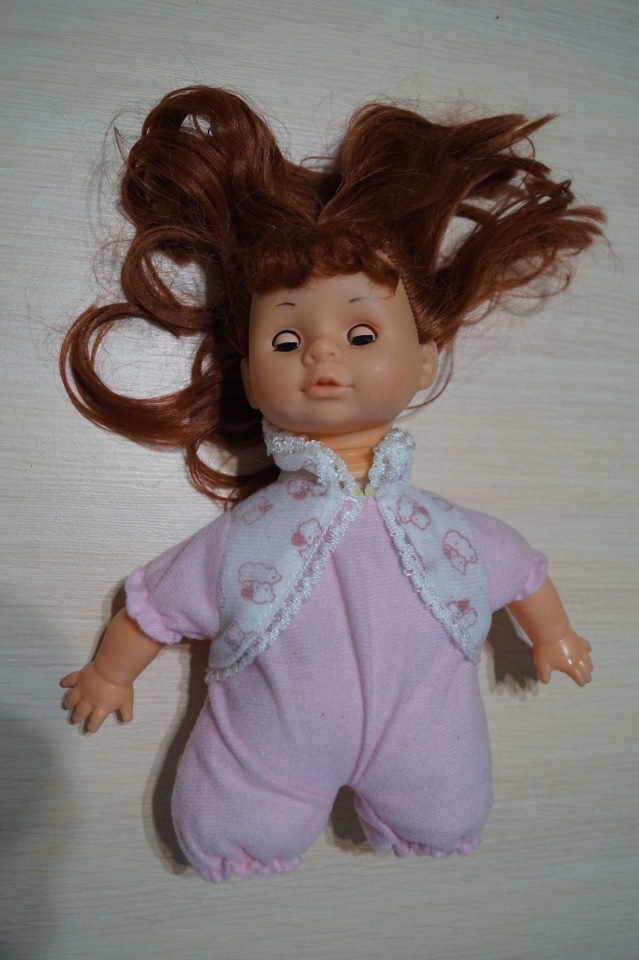 Вторая выписка ноября. Как поставить куклу на ножки, если их нет. Соединяю туловище и голову. У нас и пирамидки лечатся