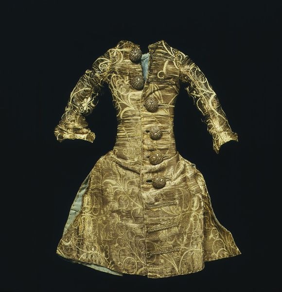 Старинные куклы и их одежда