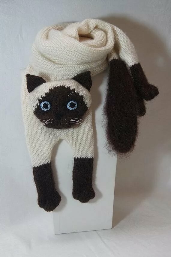 Вязание. Любимый котёнок на шею