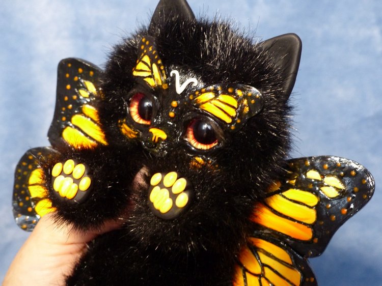 Бабочковая кошка Папилиофелис - Монарх и ее котенок (фото 10)