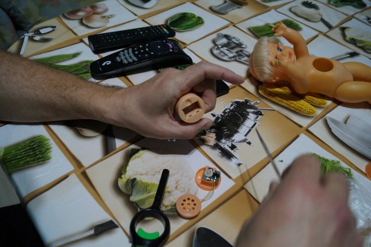 Субботняя традиция - выписывать кукол из лечебницы (фото 8)