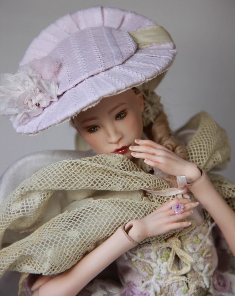 Маркиза М. Фарфоровая шарнирная кукла