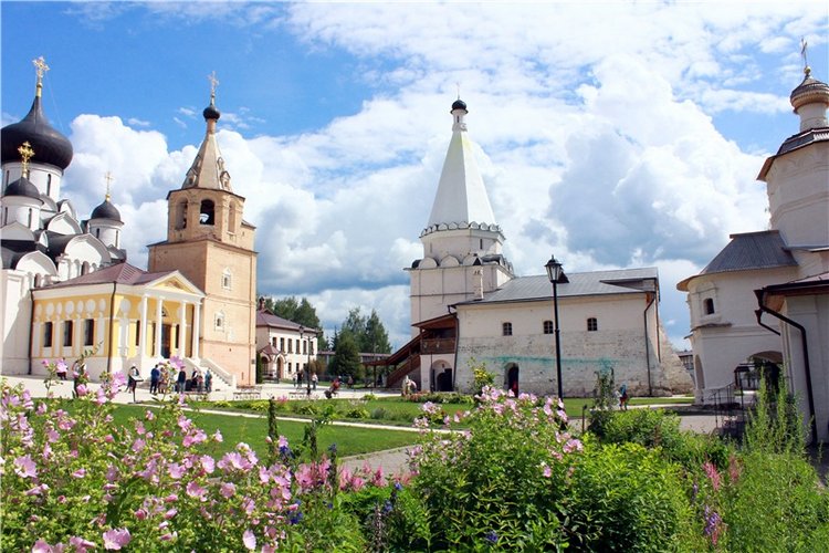 Любимая Старица. Свято-Успенский мужской монастырь