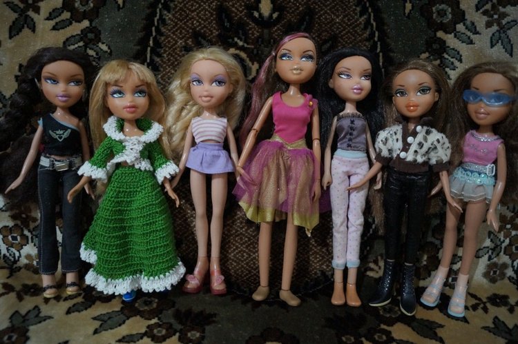 Первая выписка марта. Чебурашка здоров, Братц из серии Sea Stunnerz обрела сменные ножки