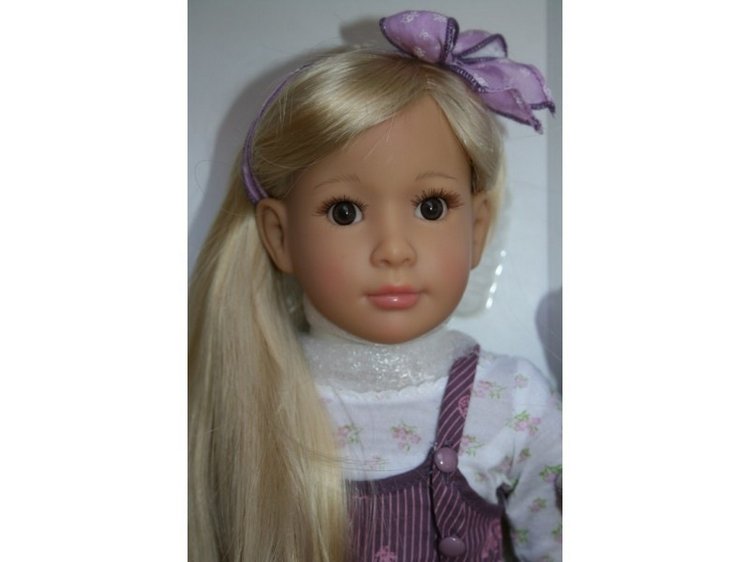 Кидзы в лицах. Куклы 2012 года