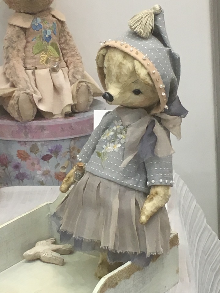 Апрель 2018 - выставка на Тишинке - так ее увидела я - окончание