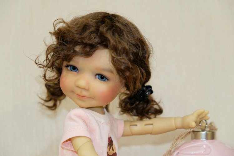 Полинка (Бейли от Meadow Dolls) поздравляет с Новым Годом