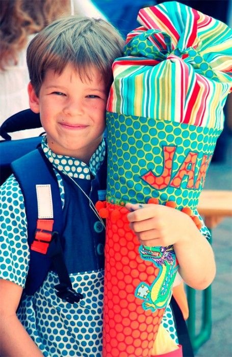 Что такое Schultüte? И с чем его едят