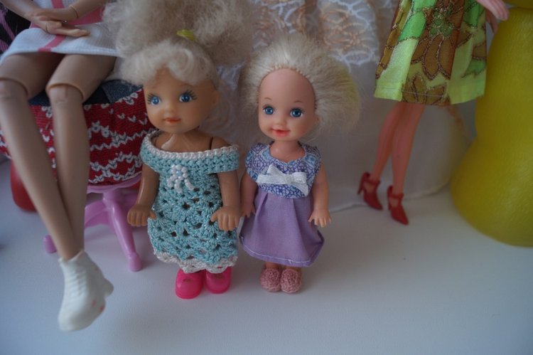 Третья февральская выписка, молодёжная