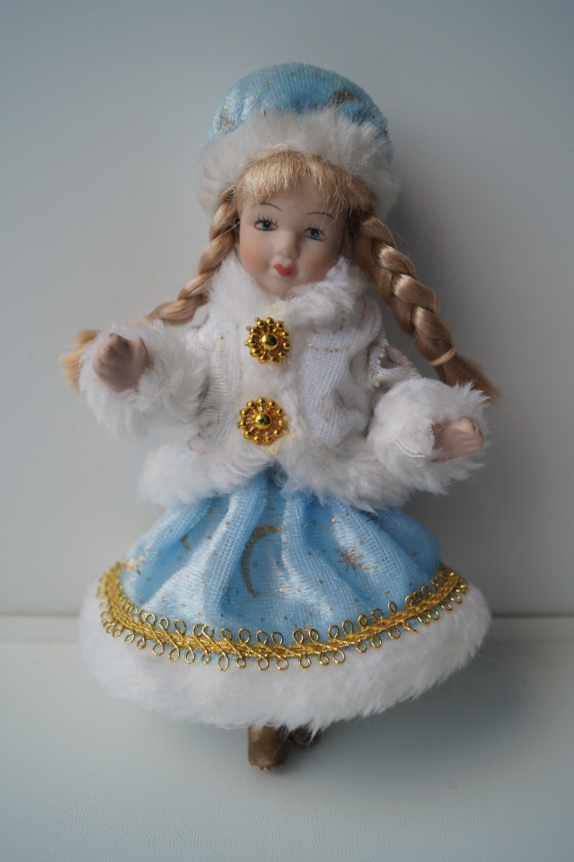 Вторая выписка января. Фарфоровая Снегурочка стала как новенькая. Зайчик снова видит. Как исправить западающий глазик у