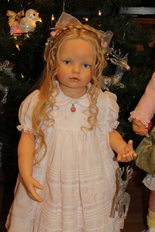 Новогодняя елка с моими куклами от Hildegard Gunzel