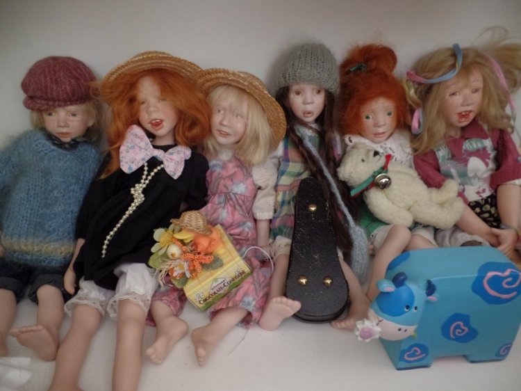 Фарфорочки от Sandi McAslan.Еще больше позитива