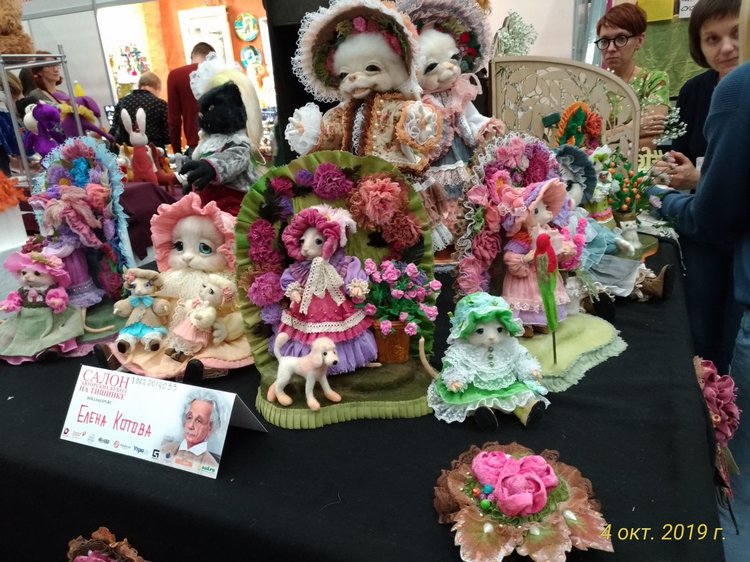 XV Международный Салон Авторских кукол на Тишинке моими глазами. Часть II