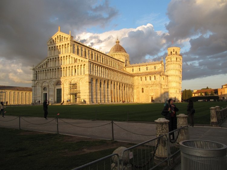 До пандемии. Путешествие по Италии, часть 2 (вечерняя Пиза) (фото 4)