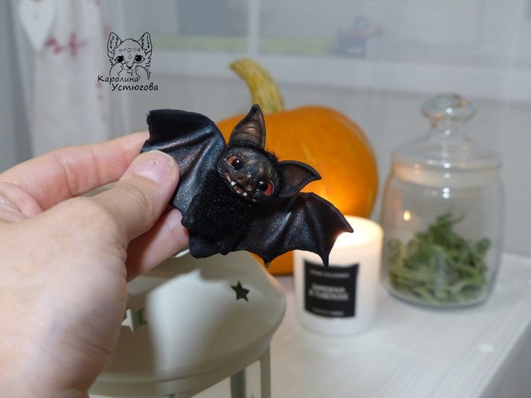 Миниатюрная летучая мышь — Игрушки в смешанной технике (мех и глина): Арт (фото 10)